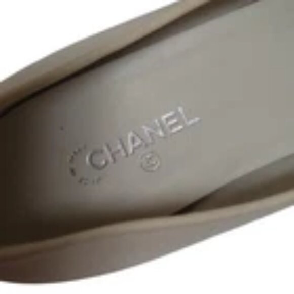 CHANEL - Cream Black Chemical Fiber Women's Pumps 332-051725 - Picture 5 of 6